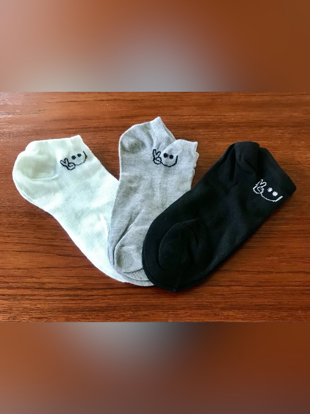 3-Pack womenβs Low-Cut No-Show Socks - White, Gray & Black